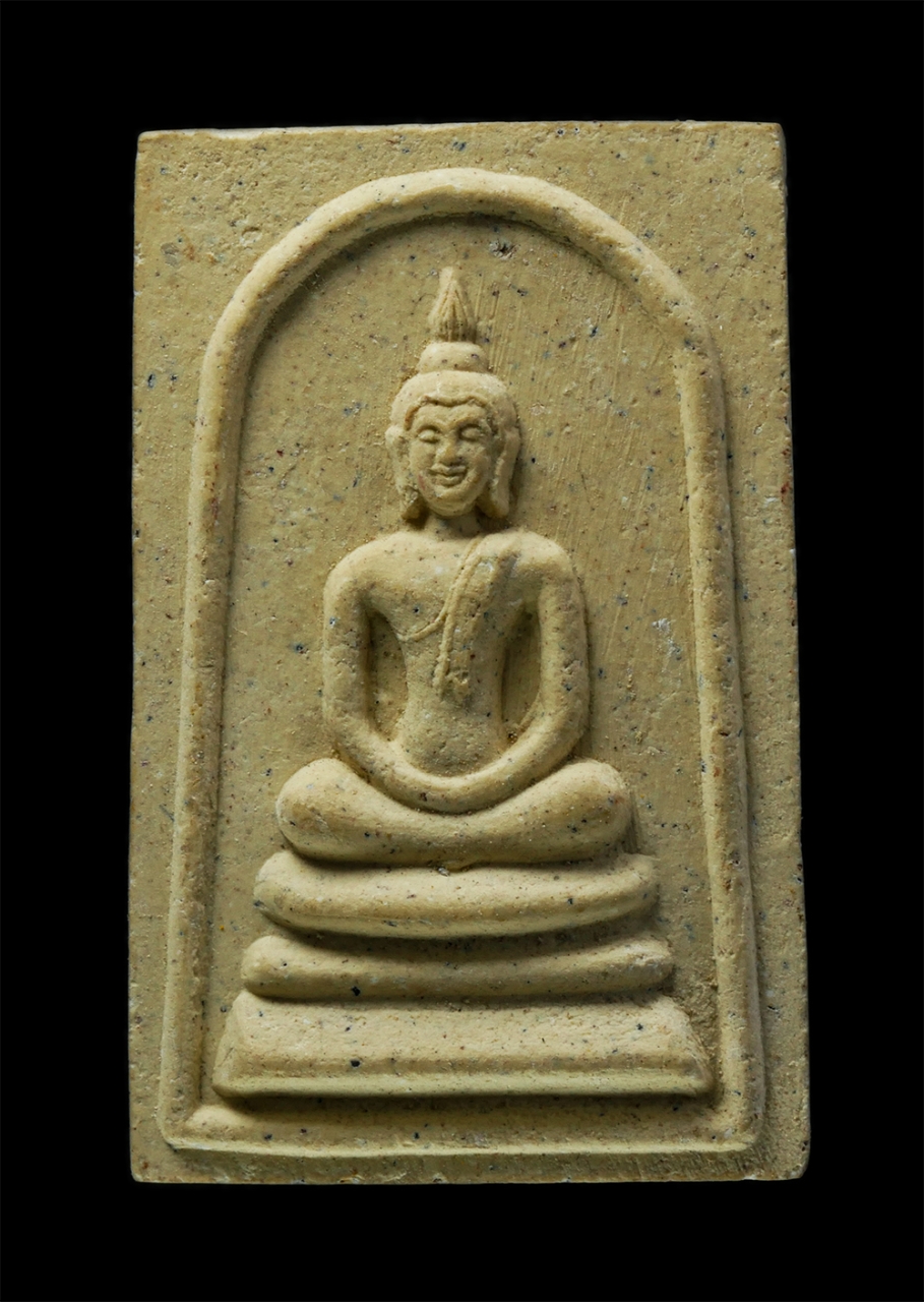 พระผงกล่องขาว17 (75)p.jpg - พระสมเด็จมหาลาภ วัดกระซ้าขาว(วัดหอมทองราษฎร์บำรุง) อ.เมือง จ.สมุทรสาคร รุ่นสร้างอุโบสถ ปี2539 เนื้อผงพุทธคุณ ผงว่าน พระเก่าสวย มวลสารดี พิธีใหญ่ | https://kamulet.in.th